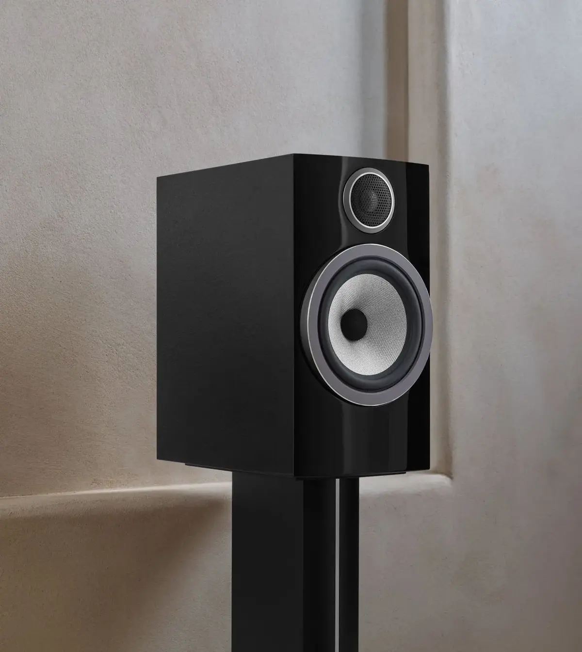 Bowers & Wilkins 706 S3 in Gloss Black, room view at Toma Audio