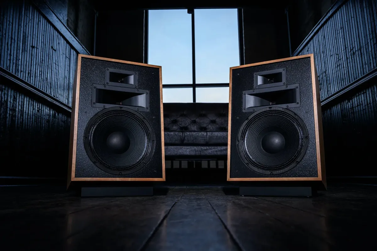 Klipsch Heresy IV Heritage - [3-Way Horn 12"], Klipsch HeresyIV Close Up at Toma Audio