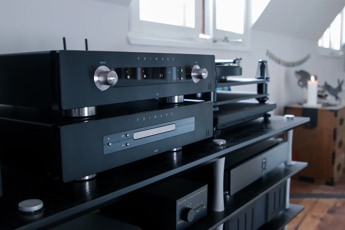 Primare I35 Prisma - [2x150W DAC Wi-Fi BT], I35 CD35 R35 Fullsystem Side 1 at Toma Audio