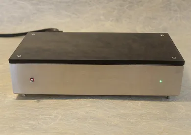 Sparkler Audio model S512 "perceive" DAC, connection detail at Toma Audio