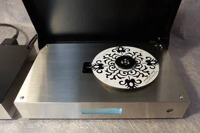 Sparkler Audio model S515 "Ballade II" CD Transport, top detail at Toma Audio